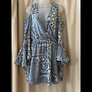 Cut out shoulder dress